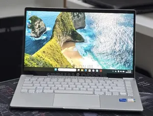 New Laptop HP 8GB Intel Core i5 SSD 512GB