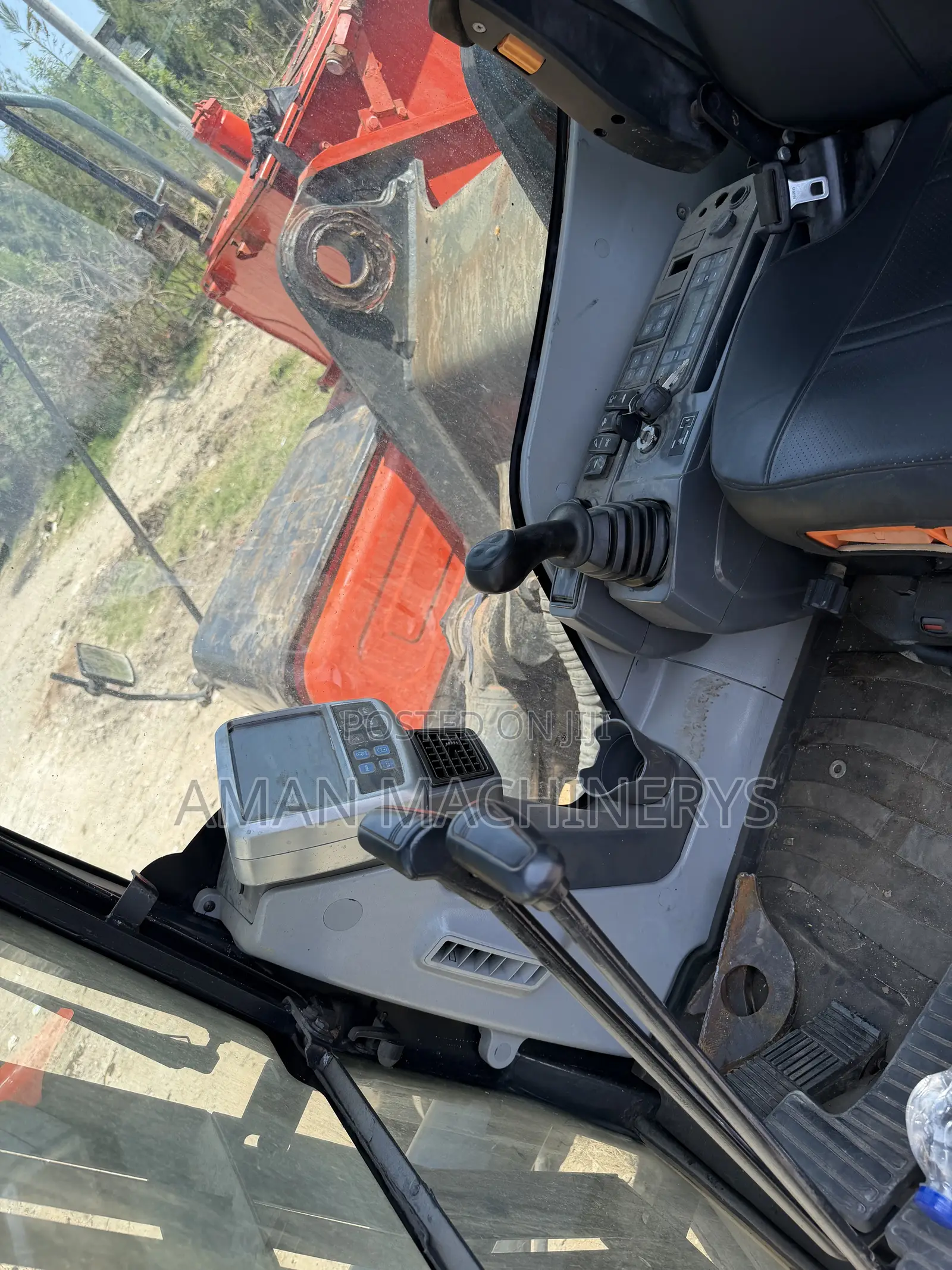Refurbished Doosan Dx340lca Excavator – 2025 Model