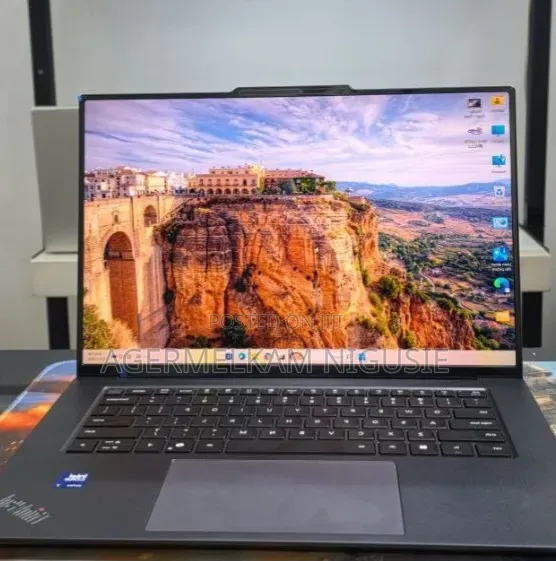 New Laptop Lenovo ThinkPad X1 Carbon 32GB Intel Core Ultra 7 SSD 1T