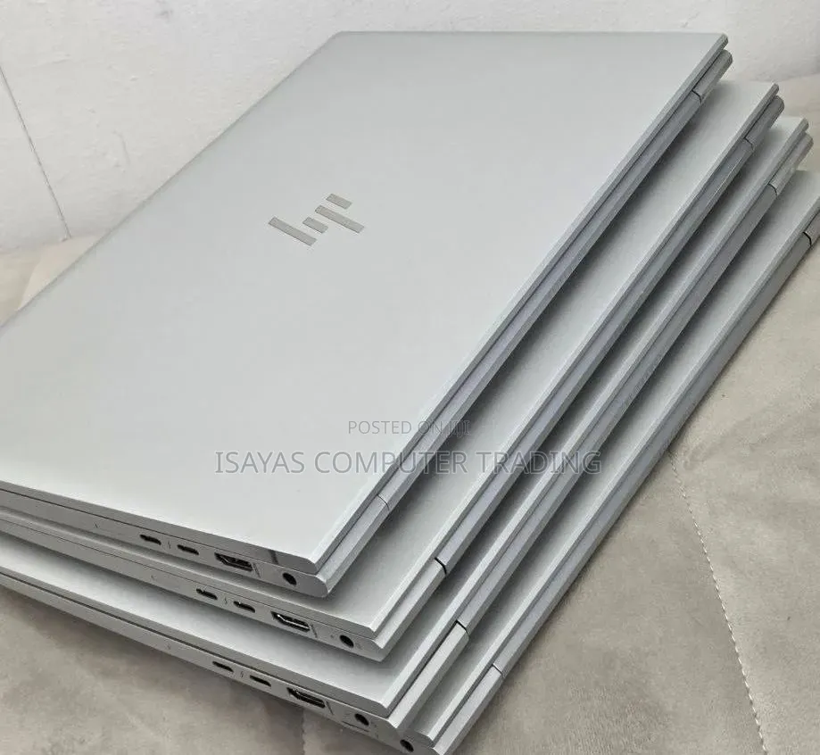 New Laptop HP EliteBook 830 G8 16GB Intel Core i5 SSD 512GB