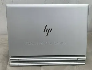 New Laptop HP EliteBook 830 G8 16GB Intel Core i5 SSD 512GB