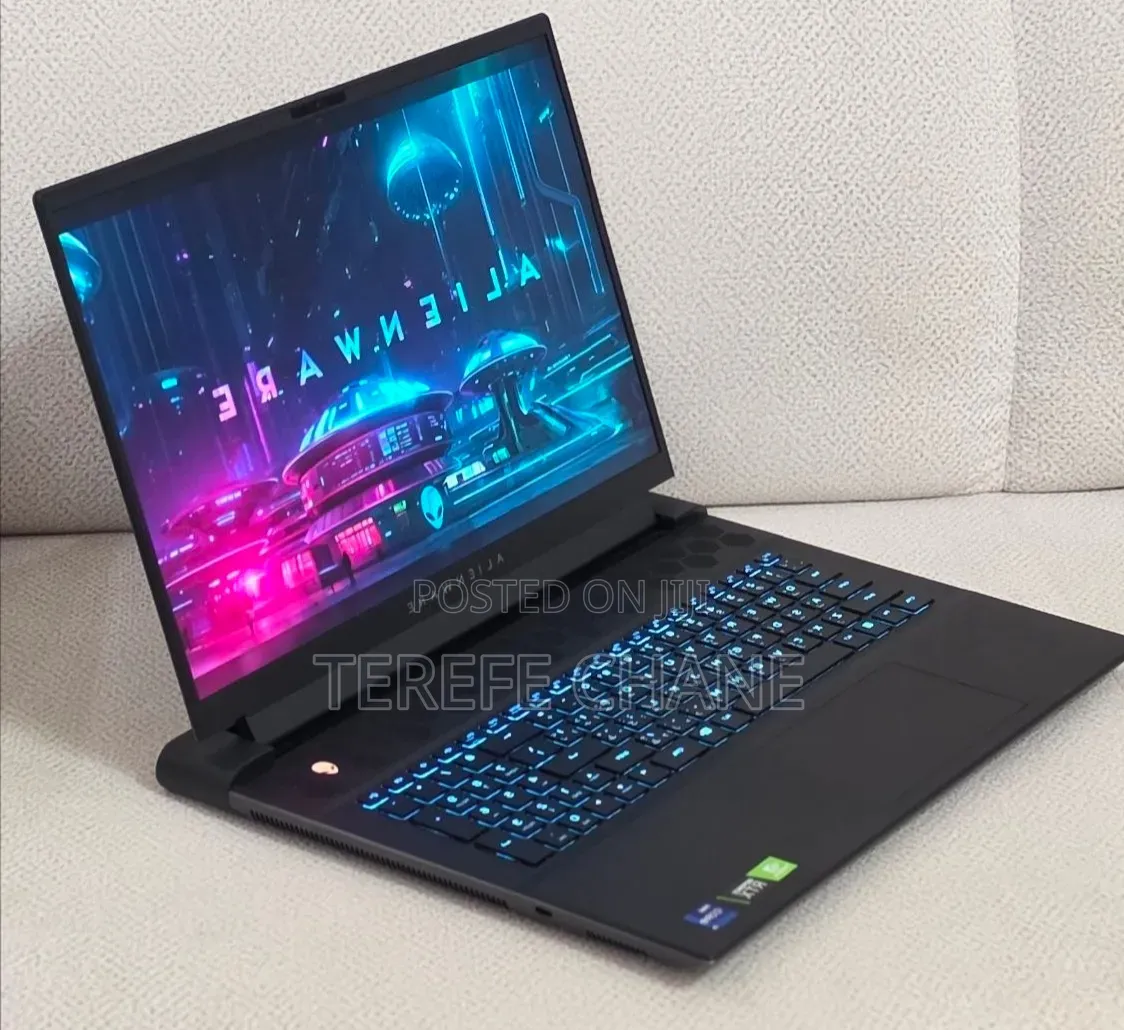New Laptop Alienware M18X R2 32GB Intel Core i9 SSD 2T