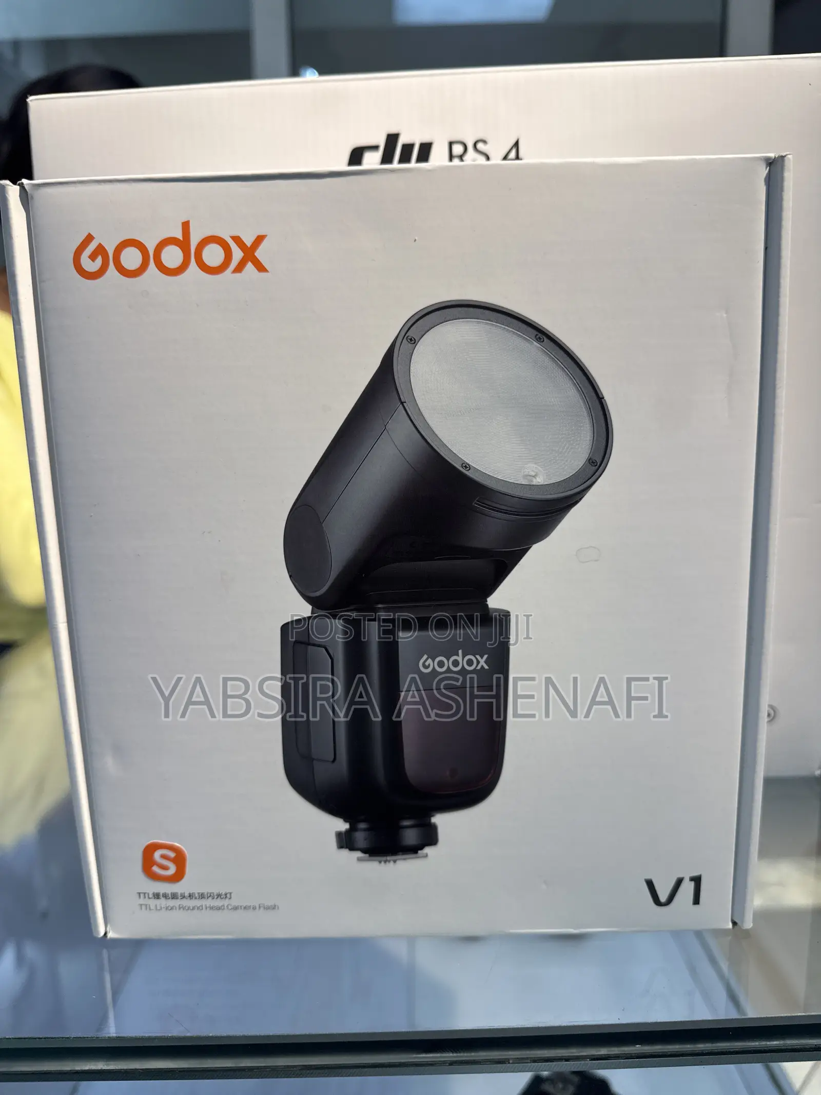 Godox V1 for Canon