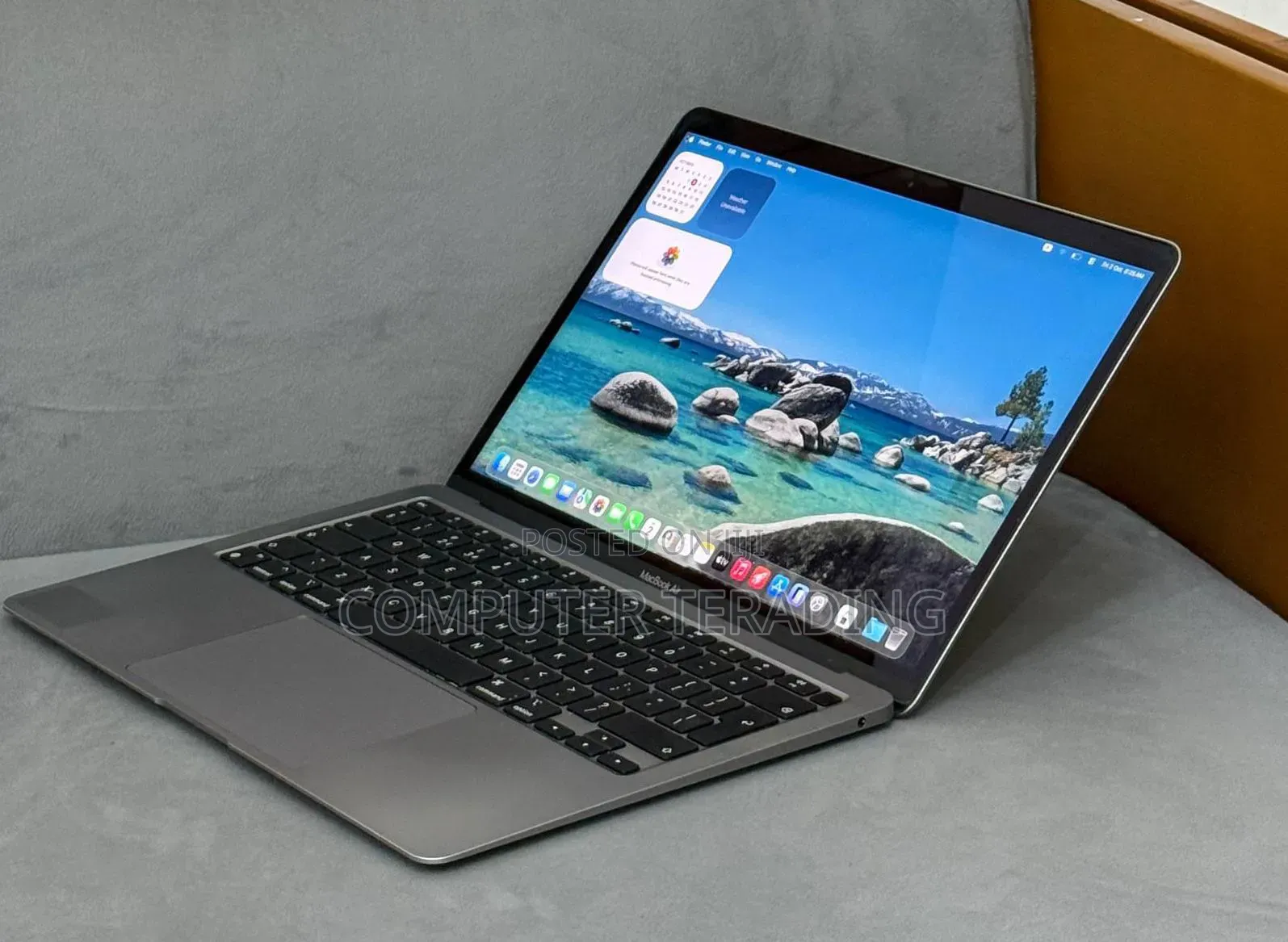 New Laptop Apple MacBook Air 2020 M1 8GB Apple M1 SSD 256GB
