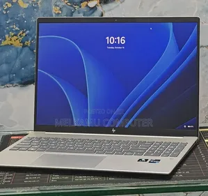 New Laptop HP Pavilion 17 16GB Intel Core i7 SSD 1T