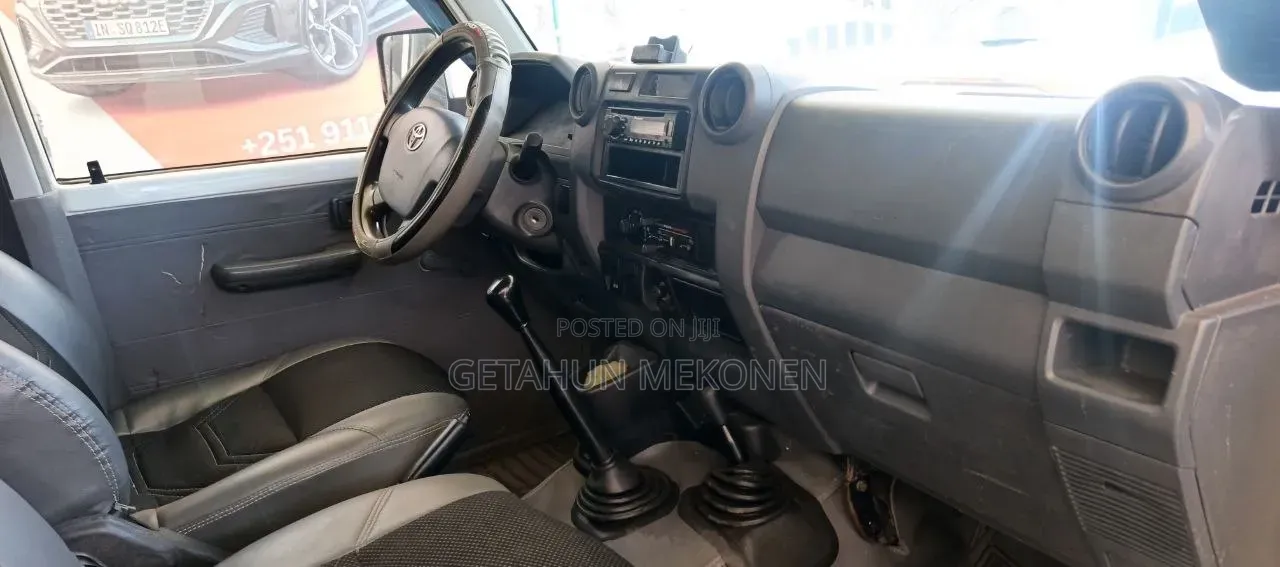 Toyota Land Cruiser 2014 White