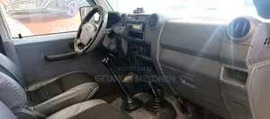 Toyota Land Cruiser 2014 White