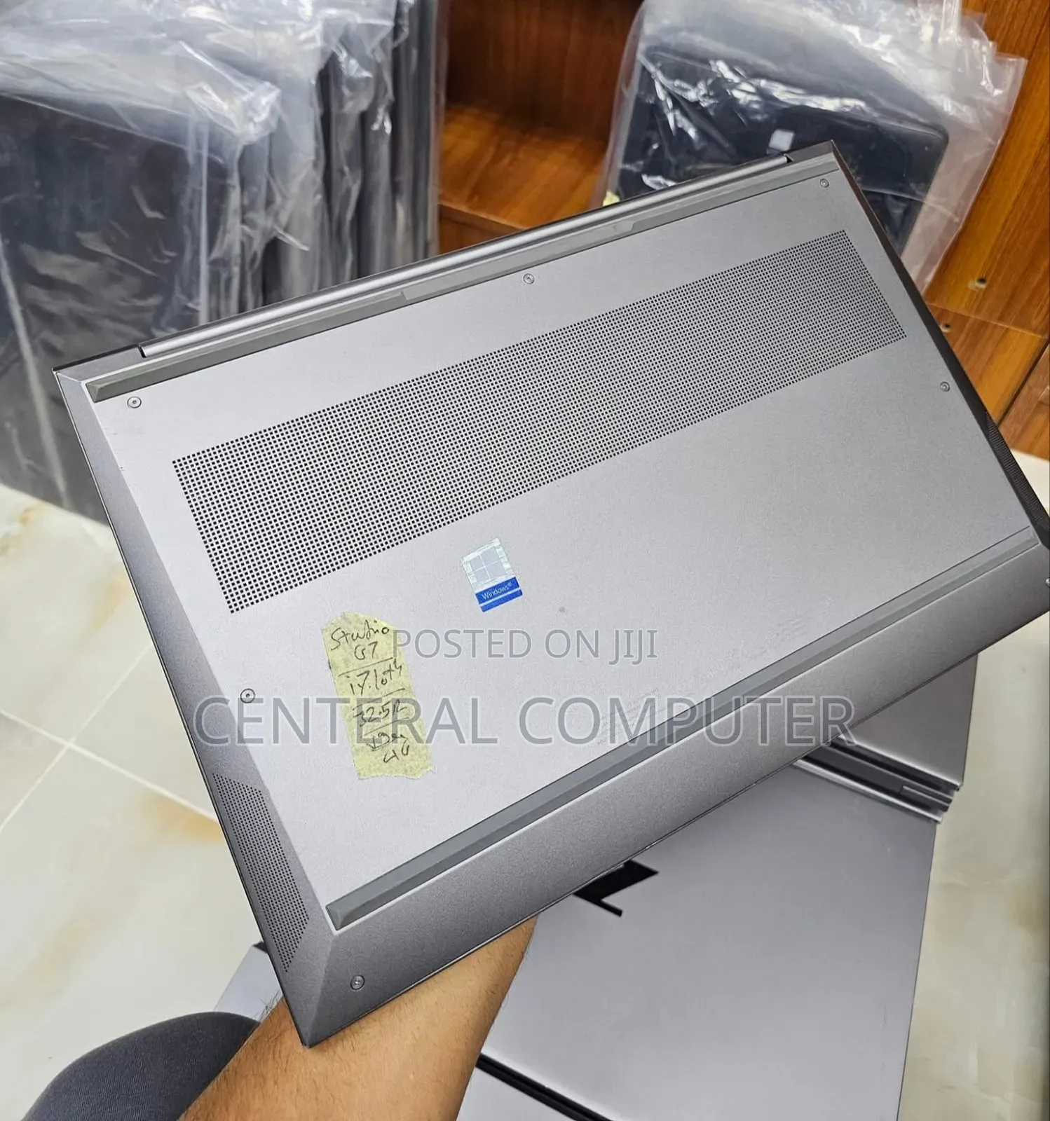 New Laptop HP ZBook Create G7 16GB Intel Core i7 SSD 512GB