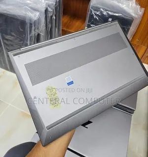 New Laptop HP ZBook Create G7 16GB Intel Core i7 SSD 512GB