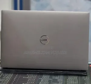 New Laptop Dell Inspiron 15 5570 16GB Intel Core i7 SSD 512GB