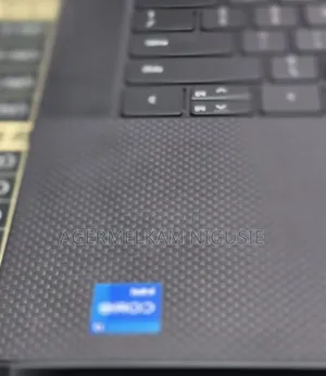 New Laptop Dell Inspiron 15 5570 16GB Intel Core i7 SSD 512GB