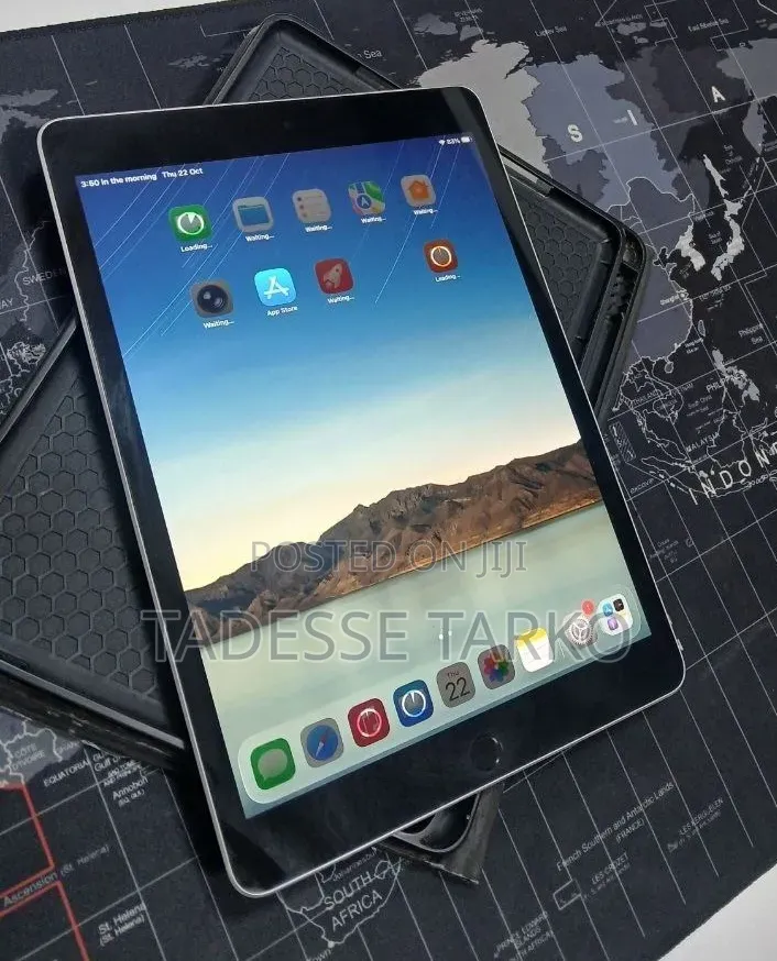 New Apple iPad 10.2 (2020) 256 GB Silver