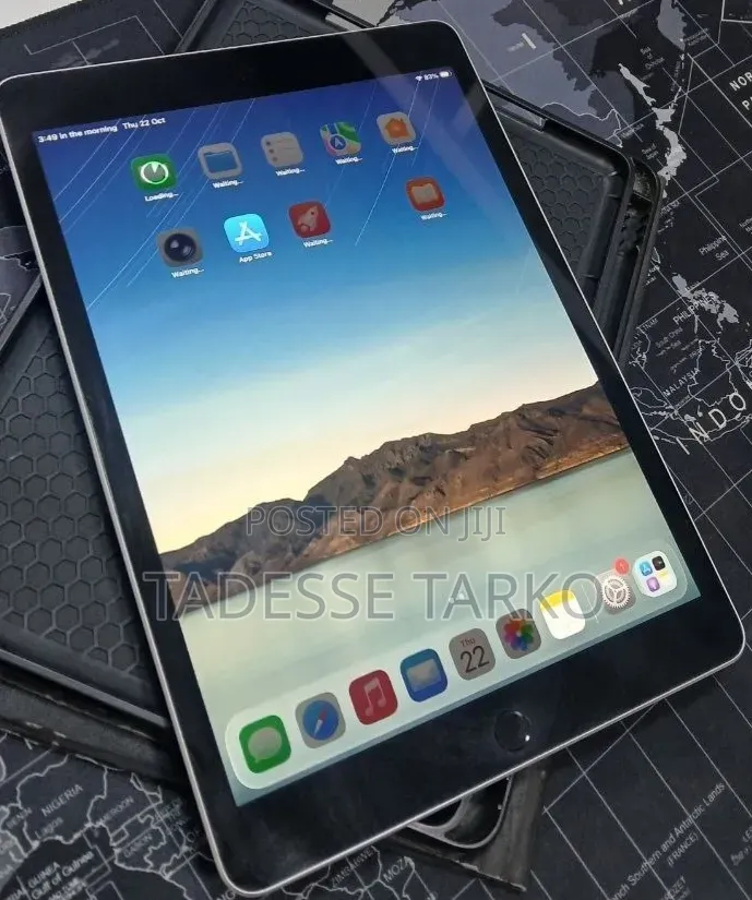 New Apple iPad 10.2 (2020) 256 GB Silver