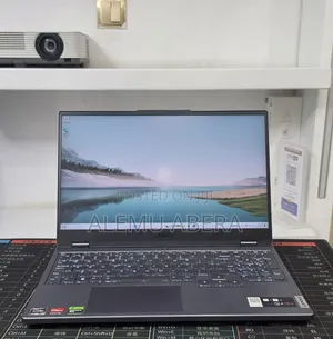 New Laptop Lenovo Legion 5 16GB AMD Ryzen 7 SSD 512GB