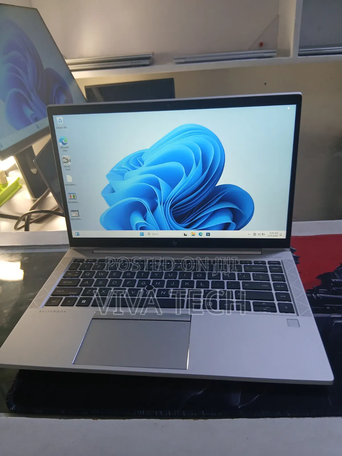 New Laptop HP EliteBook 840 G8 16GB Intel Core i5 SSD 512GB
