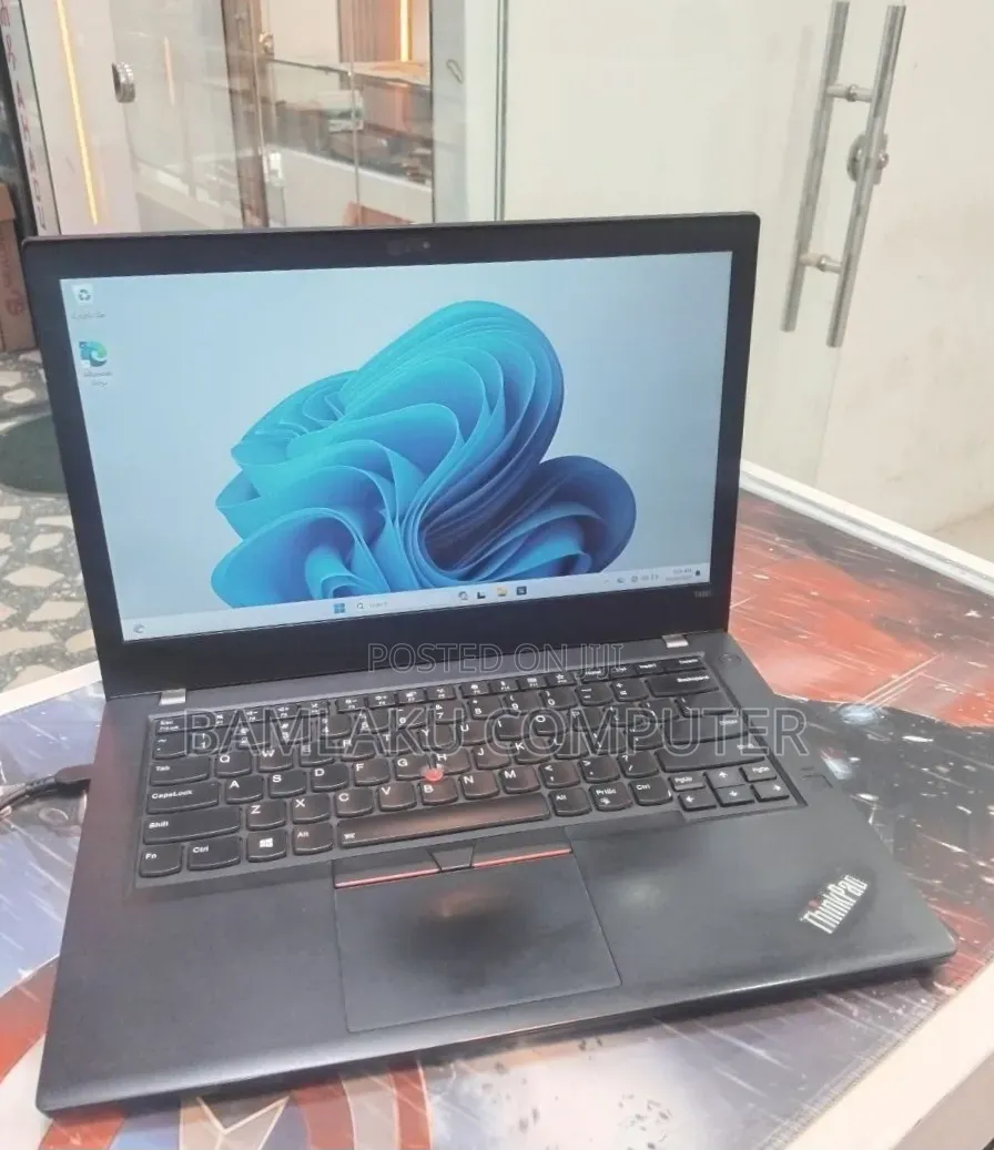 New Laptop Lenovo ThinkPad T480 16GB Intel Core i7 SSD 512GB