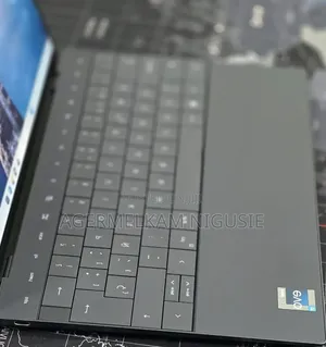 New Laptop Dell XPS 15 16GB Intel Core i7 SSD 512GB