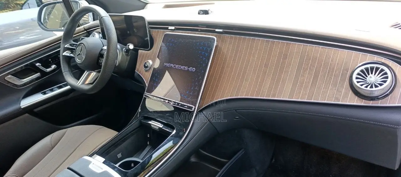 New Mercedes-Benz EQE EQE 500 4MATIC AWD 2024 Black