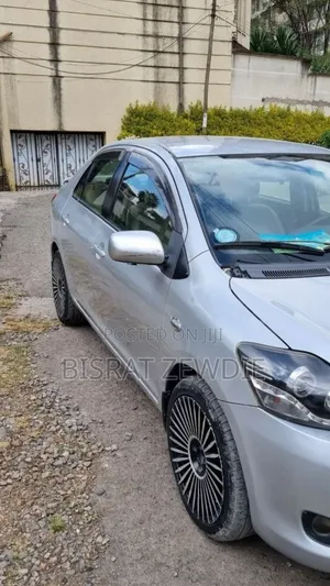 Toyota Yaris 2007 Silver