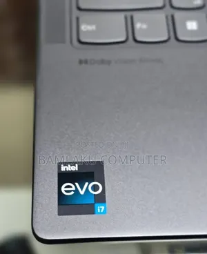New Laptop Lenovo Yoga 7i 16GB Intel Core i7 SSD 512GB