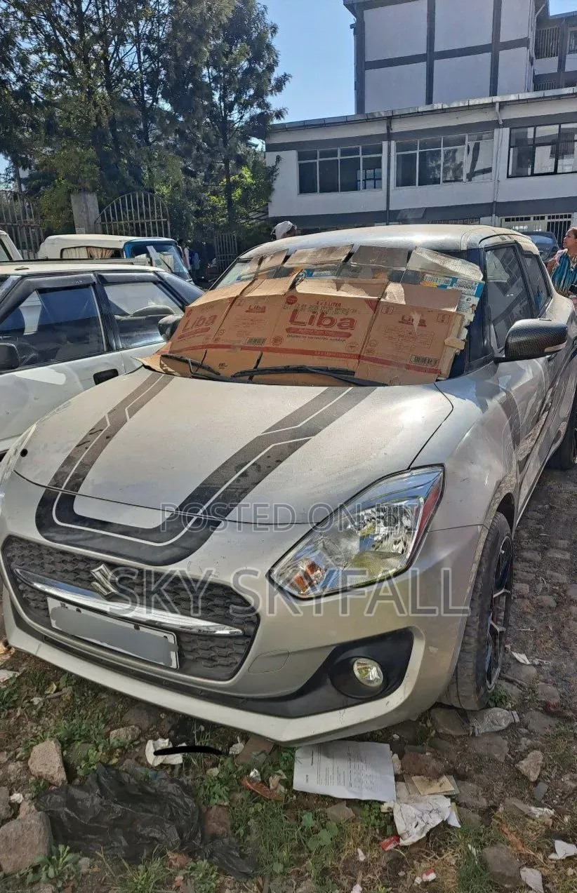 Suzuki Swift RS 2022 Silver