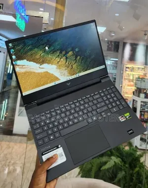 New Laptop HP Victus 16 16GB AMD Ryzen 7 SSD 1T