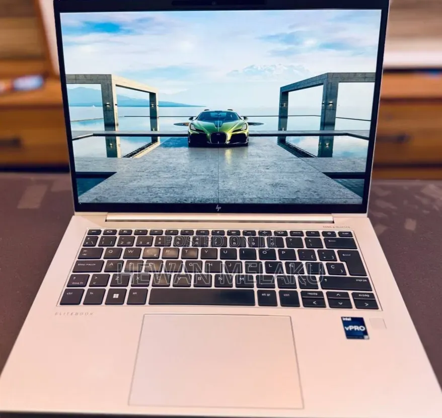 New Laptop HP EliteBook 840 G9 16GB Intel Core i7 SSD 512GB