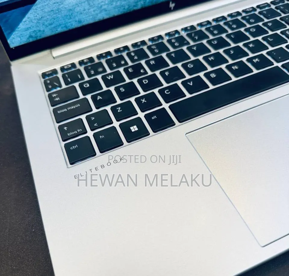 New Laptop HP EliteBook 840 G9 16GB Intel Core i7 SSD 512GB