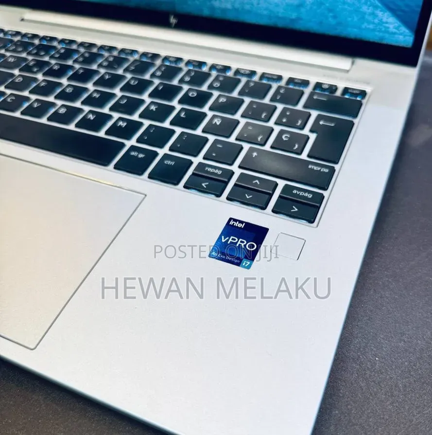 New Laptop HP EliteBook 840 G9 16GB Intel Core i7 SSD 512GB