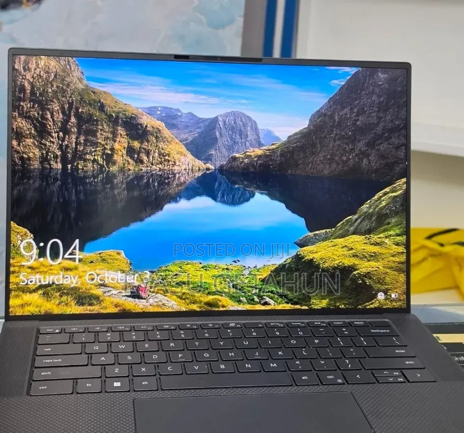 New Laptop Dell Precision 5570 16GB Intel Core i7 SSD 512GB