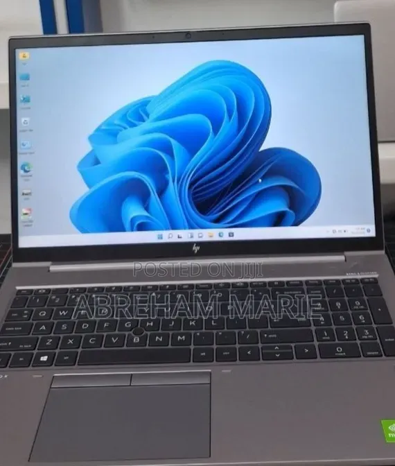 New Laptop HP ZBook 15 16GB Intel Core i7 SSD 512GB