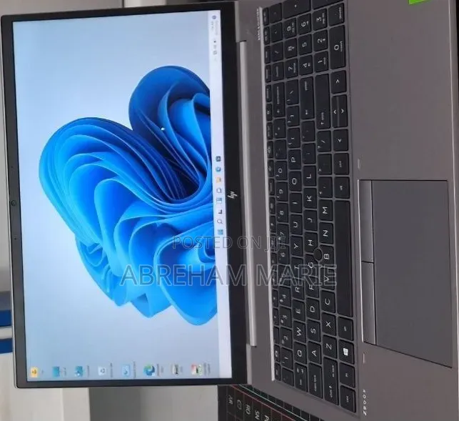 New Laptop HP ZBook 15 16GB Intel Core i7 SSD 512GB