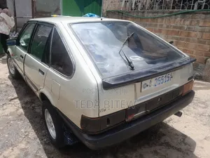 Car 1986 Pearl