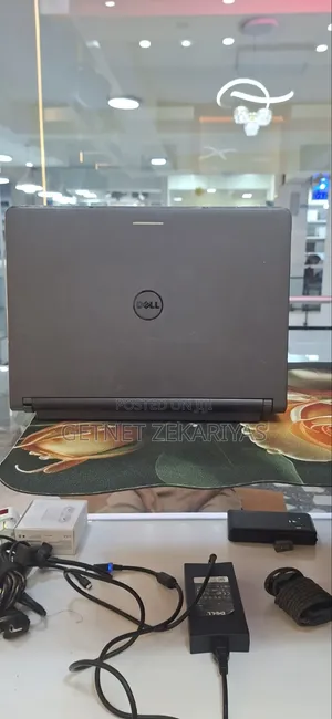 New Laptop Dell Latitude 13 3379 4GB Intel Pentium HDD 320GB