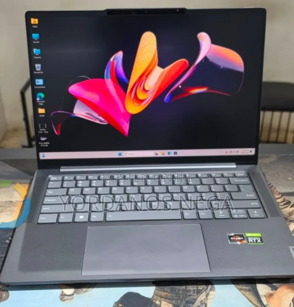 New Laptop Lenovo Yoga 7i 16GB AMD Ryzen 7 SSD 512GB