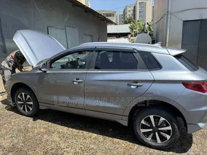 BYD E2 43 kWh 94 hp FWD 2024 Gray