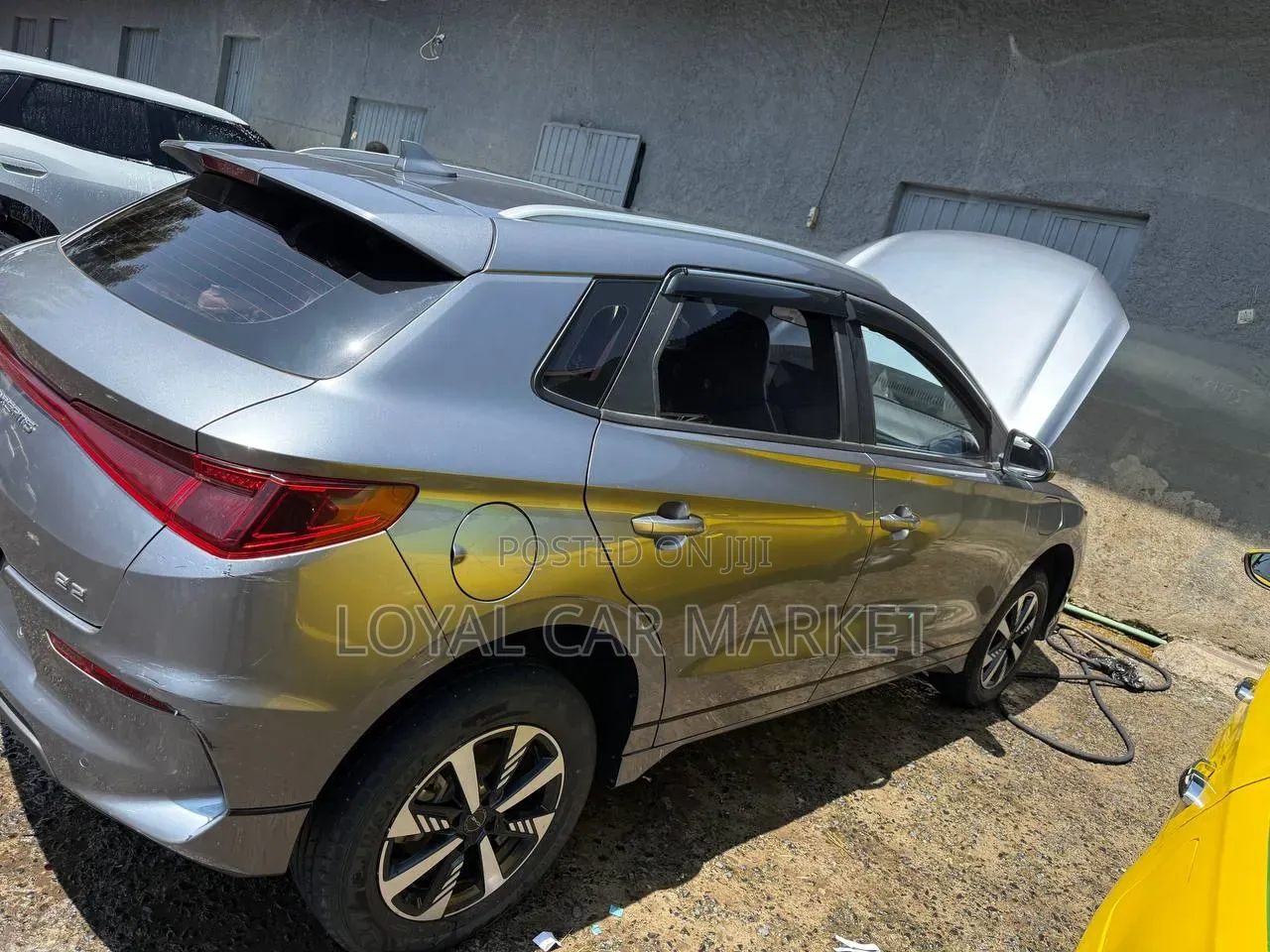 BYD E2 43 kWh 94 hp FWD 2024 Gray