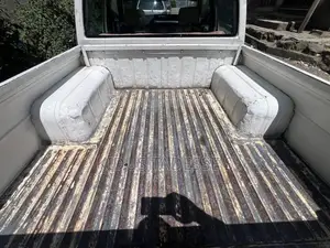 Nissan DoubleCab 1988 White