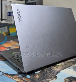 New Laptop Lenovo Yoga 7i 16GB AMD Ryzen 7 SSD 512GB