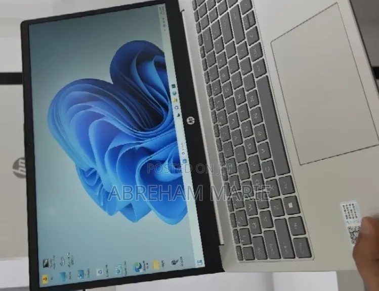 New Laptop HP Stream Notebook 16GB Intel Core i7 SSD 512GB