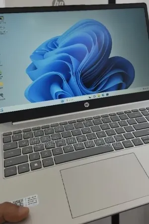 New Laptop HP Stream Notebook 16GB Intel Core i7 SSD 512GB