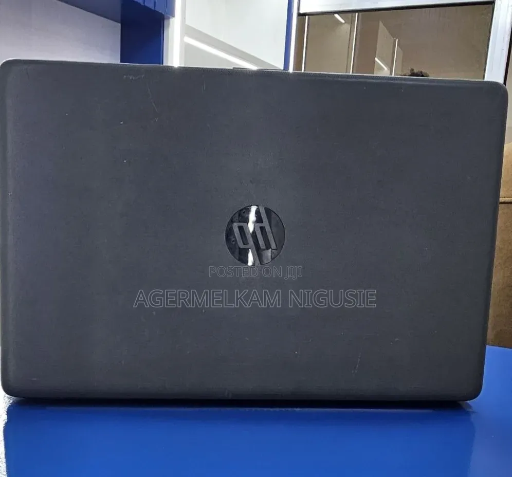 New Laptop HP Stream Notebook 8GB Intel Core i3 SSD 700GB