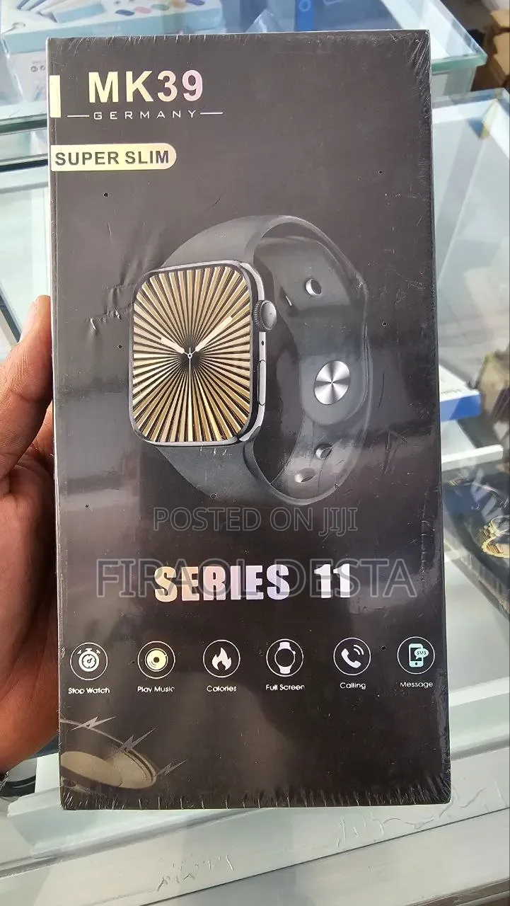 MK39 Super Slim Series 11 / Series 10 Smart Watch.