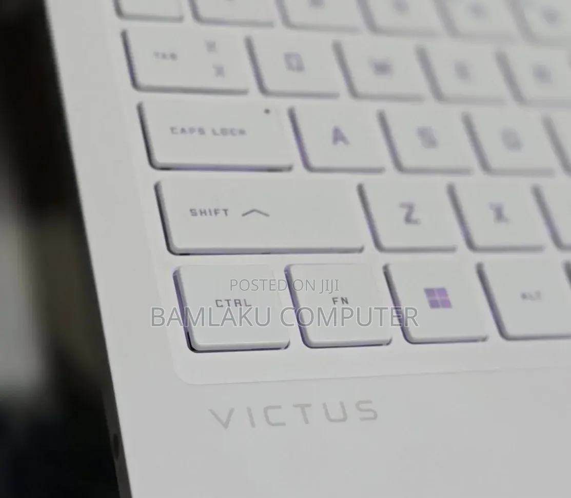 New Laptop HP Victus 16 16GB AMD Ryzen 7 SSD 1T