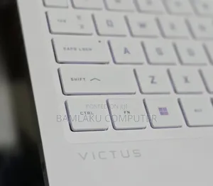 New Laptop HP Victus 16 16GB AMD Ryzen 7 SSD 1T