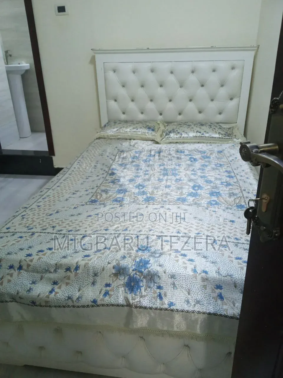 Furnished 2bdrm Condo in Bole for sale