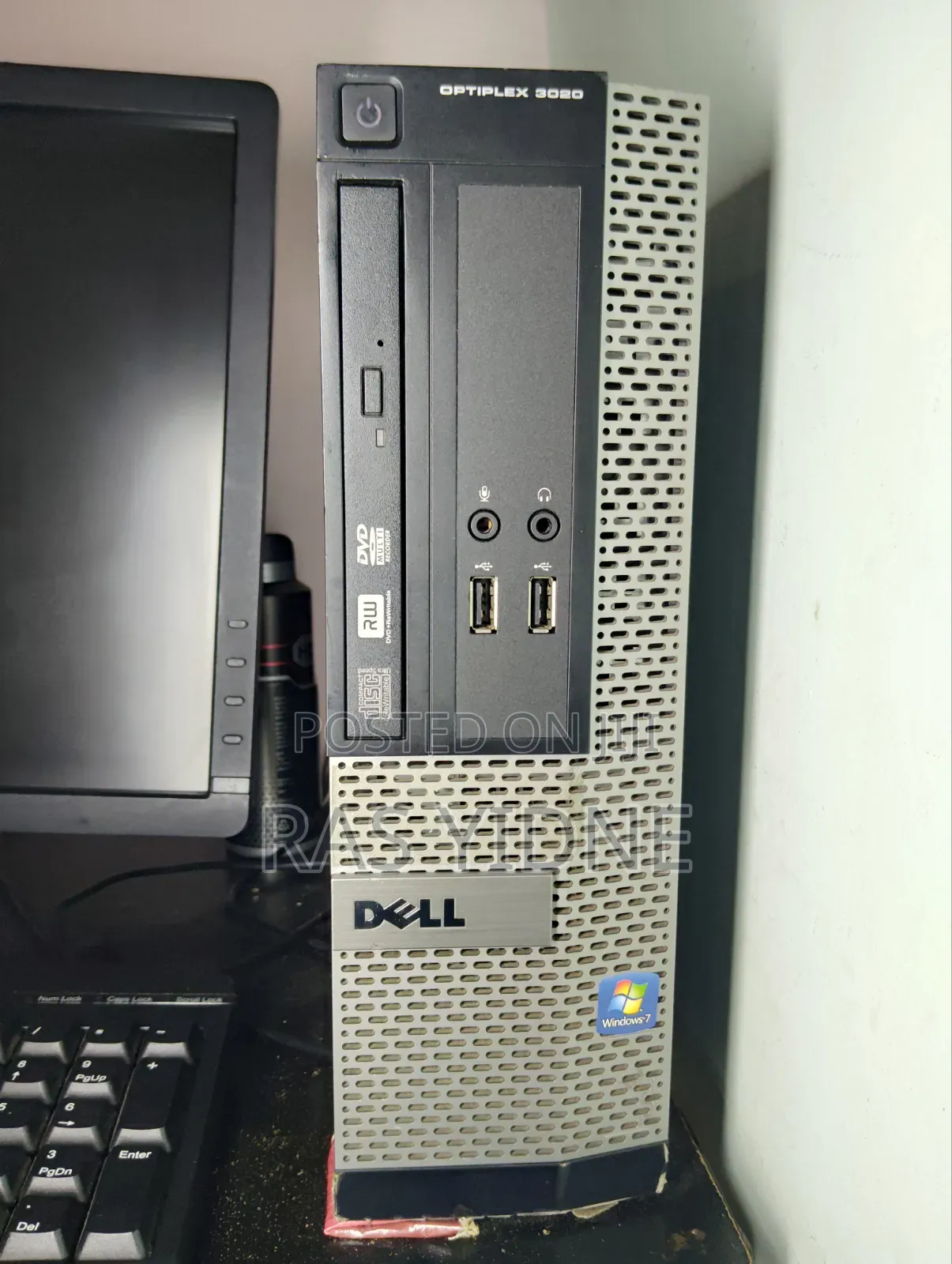 Desktop Computer Dell OptiPlex 3020 4GB Intel Core i5 HDD 500GB