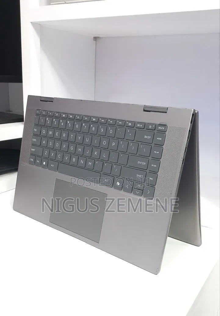 New Laptop HP Envy x360 16GB Intel Core Ultra 7 SSD 512GB