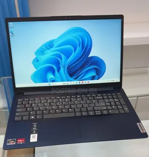 New Laptop Lenovo IdeaPad 1 8GB AMD Ryzen 5 SSD 256GB