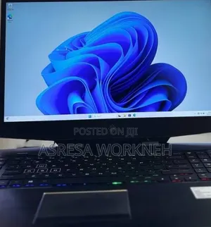 New Laptop HP 16GB Intel Core i7 SSD 512GB